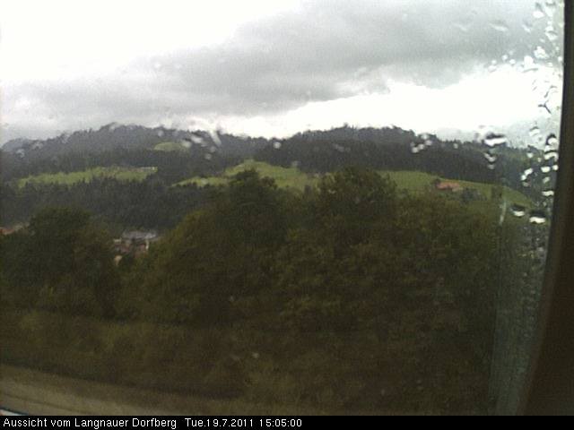 Webcam-Bild: Aussicht vom Dorfberg in Langnau 20110719-150500
