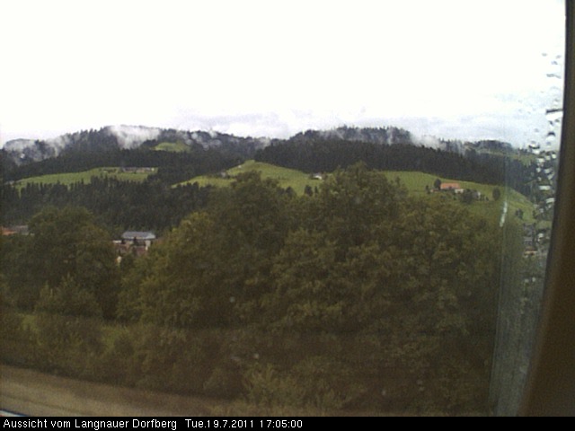 Webcam-Bild: Aussicht vom Dorfberg in Langnau 20110719-170500