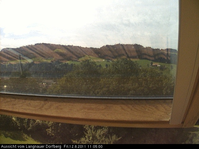 Webcam-Bild: Aussicht vom Dorfberg in Langnau 20110812-110500
