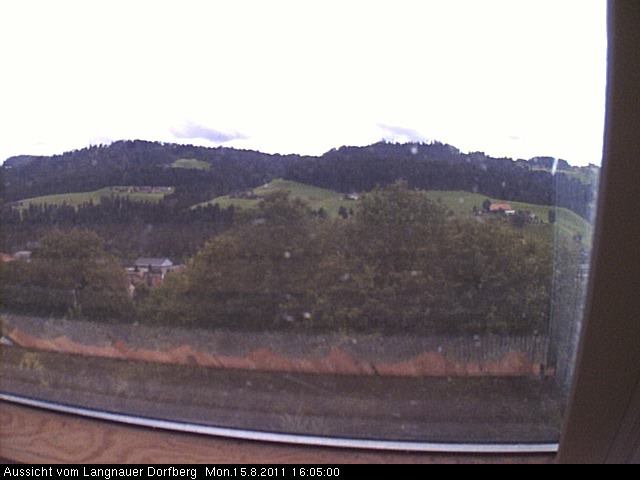 Webcam-Bild: Aussicht vom Dorfberg in Langnau 20110815-160500