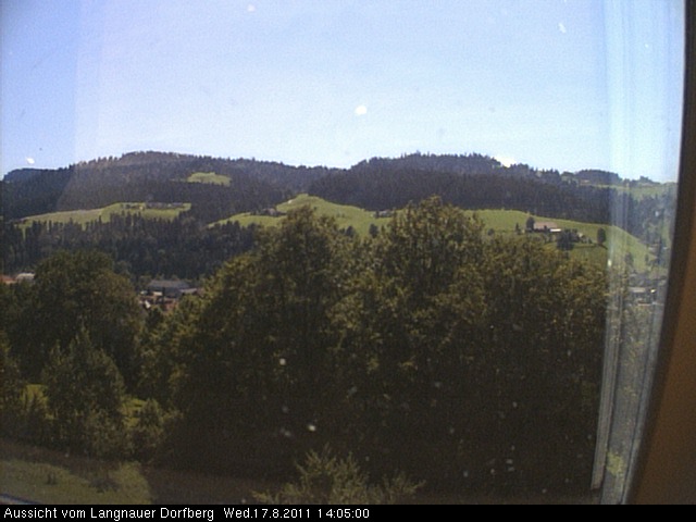 Webcam-Bild: Aussicht vom Dorfberg in Langnau 20110817-140500