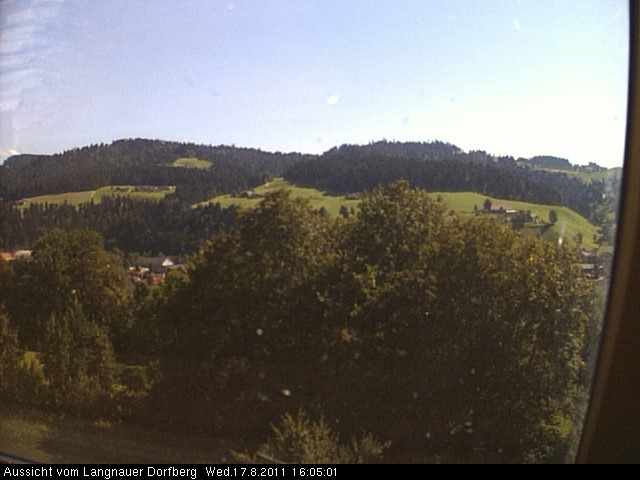 Webcam-Bild: Aussicht vom Dorfberg in Langnau 20110817-160501