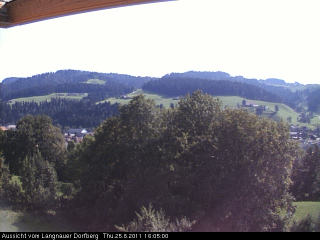 Webcam-Bild: Aussicht vom Dorfberg in Langnau 20110825-160500