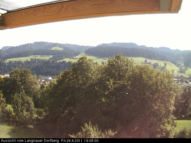 Webcam-Bild: Aussicht vom Dorfberg in Langnau 20110826-160500