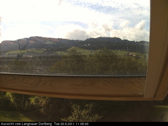 Webcam-Bild: Aussicht vom Dorfberg in Langnau 20110830-110500