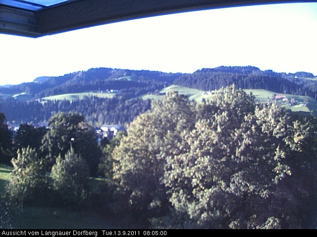 Webcam-Bild: Aussicht vom Dorfberg in Langnau 20110913-080500