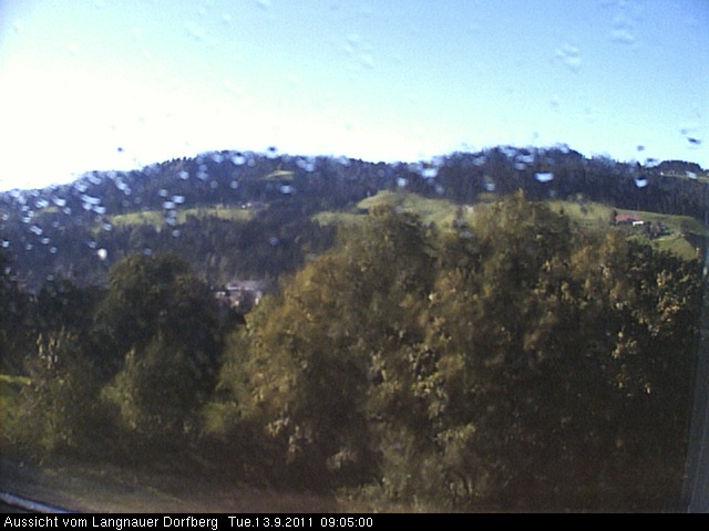 Webcam-Bild: Aussicht vom Dorfberg in Langnau 20110913-090500