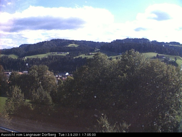 Webcam-Bild: Aussicht vom Dorfberg in Langnau 20110913-170500