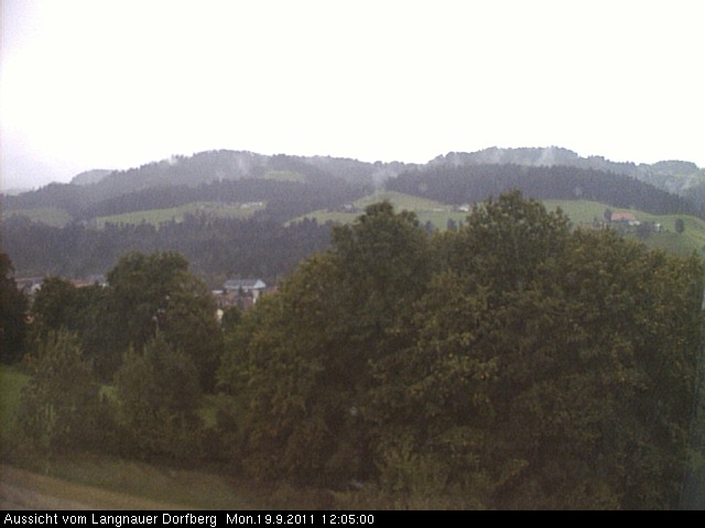 Webcam-Bild: Aussicht vom Dorfberg in Langnau 20110919-120500