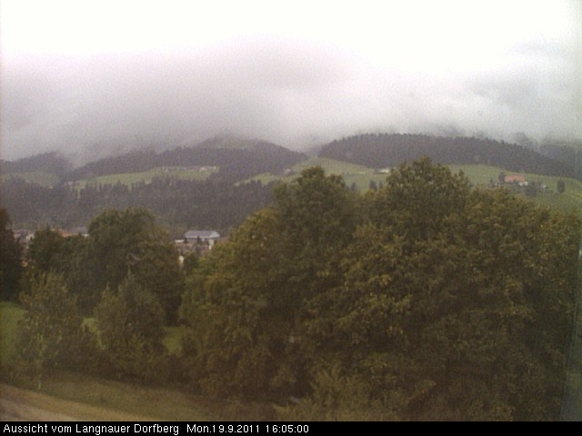 Webcam-Bild: Aussicht vom Dorfberg in Langnau 20110919-160500