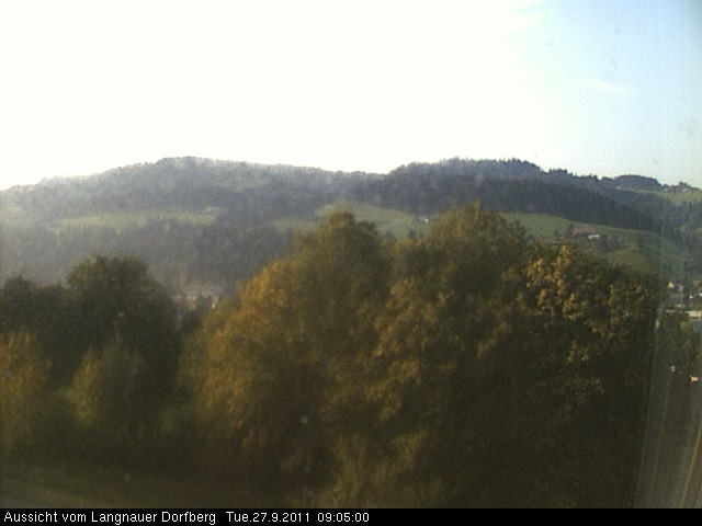 Webcam-Bild: Aussicht vom Dorfberg in Langnau 20110927-090500