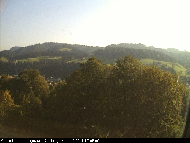 Webcam-Bild: Aussicht vom Dorfberg in Langnau 20111001-170500