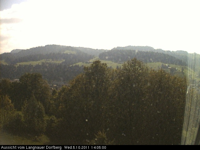 Webcam-Bild: Aussicht vom Dorfberg in Langnau 20111005-140500