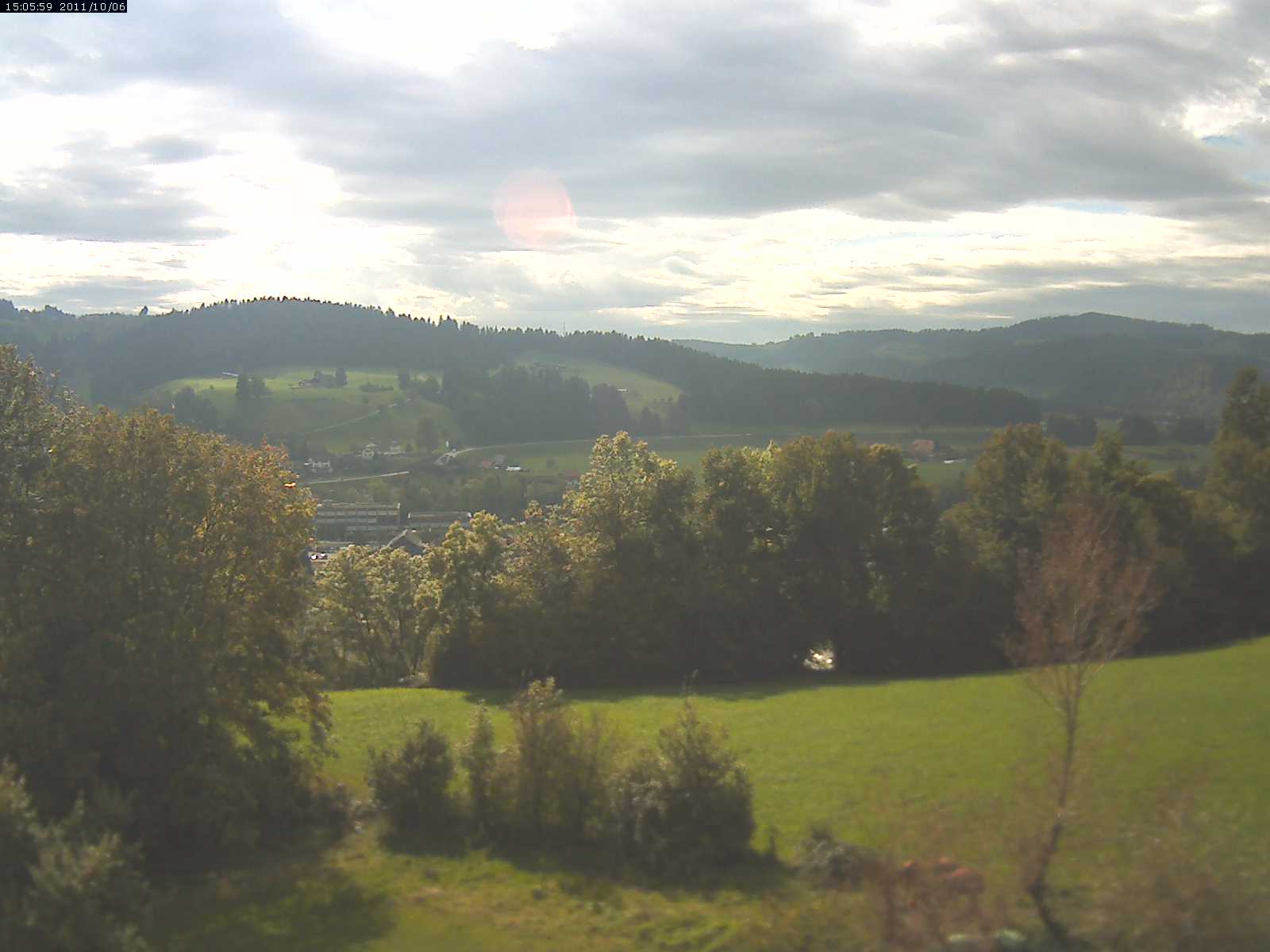 Webcam-Bild: Aussicht vom Dorfberg in Langnau 20111006-150600