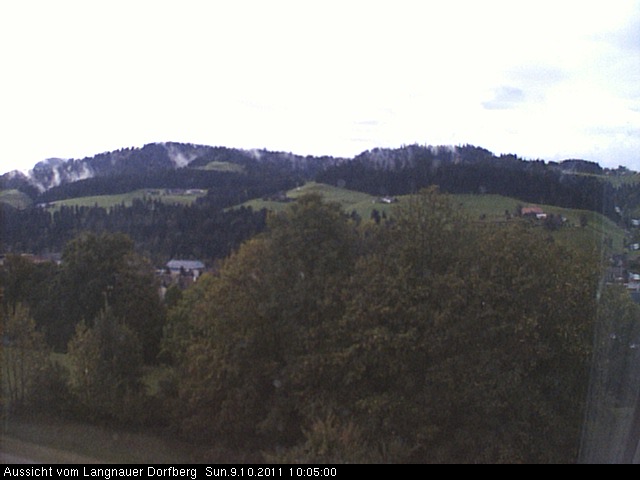 Webcam-Bild: Aussicht vom Dorfberg in Langnau 20111009-100500