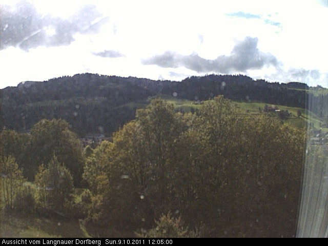 Webcam-Bild: Aussicht vom Dorfberg in Langnau 20111009-120500