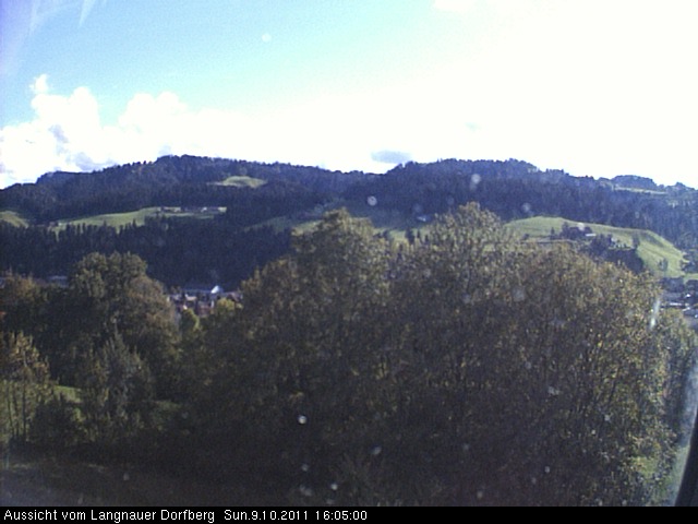 Webcam-Bild: Aussicht vom Dorfberg in Langnau 20111009-160500