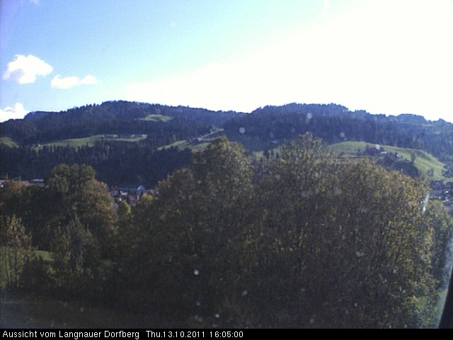 Webcam-Bild: Aussicht vom Dorfberg in Langnau 20111013-160500