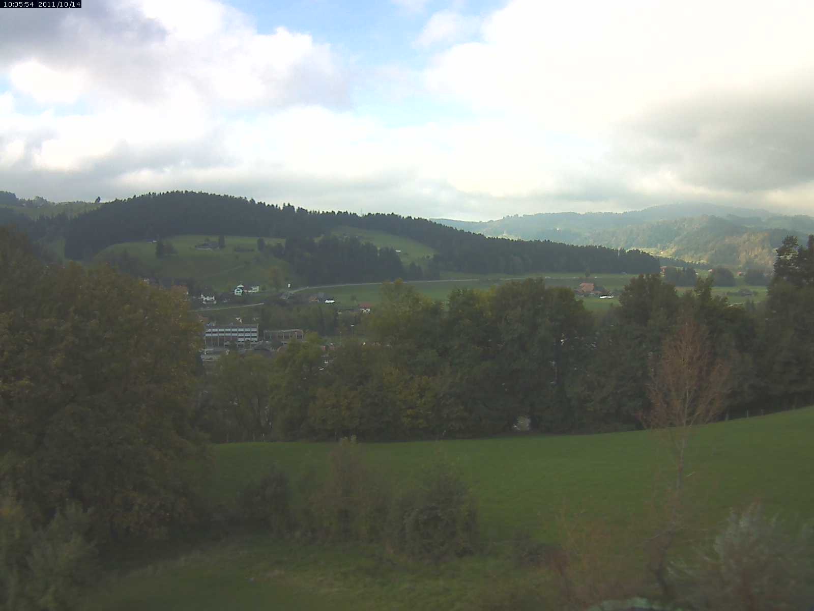 Webcam-Bild: Aussicht vom Dorfberg in Langnau 20111014-100600