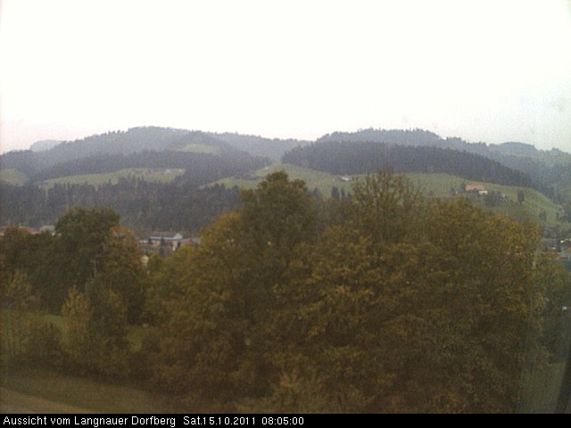 Webcam-Bild: Aussicht vom Dorfberg in Langnau 20111015-080500