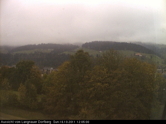 Webcam-Bild: Aussicht vom Dorfberg in Langnau 20111016-120500