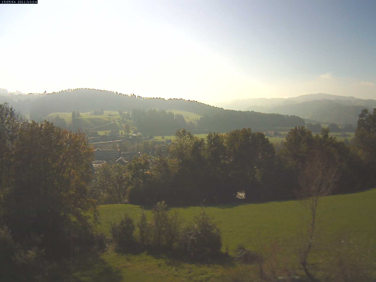 Webcam-Bild: Aussicht vom Dorfberg in Langnau 20111016-150600