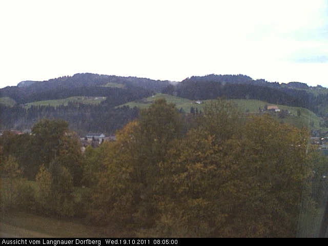 Webcam-Bild: Aussicht vom Dorfberg in Langnau 20111019-080500