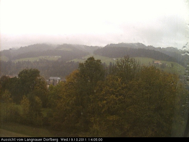 Webcam-Bild: Aussicht vom Dorfberg in Langnau 20111019-140500