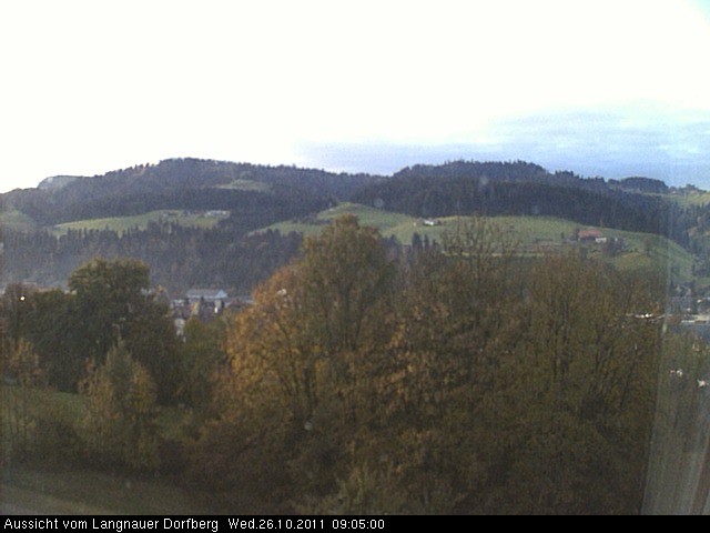 Webcam-Bild: Aussicht vom Dorfberg in Langnau 20111026-090500