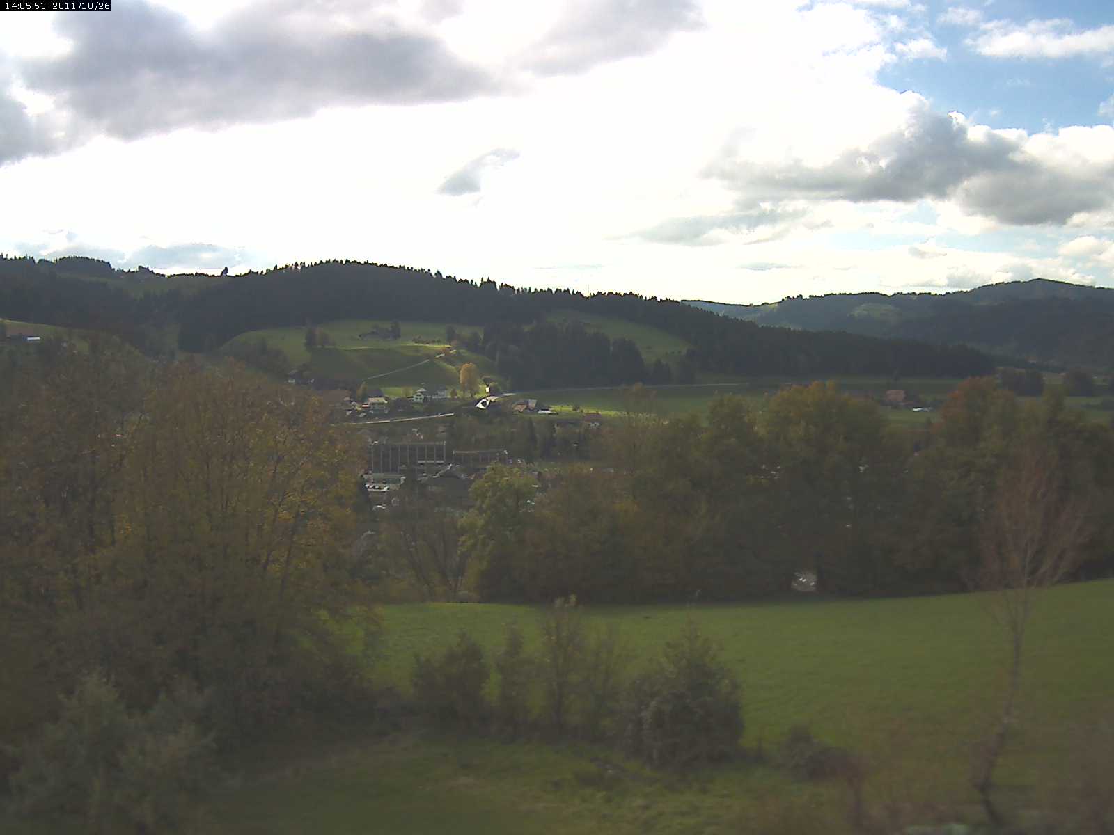 Webcam-Bild: Aussicht vom Dorfberg in Langnau 20111026-140600