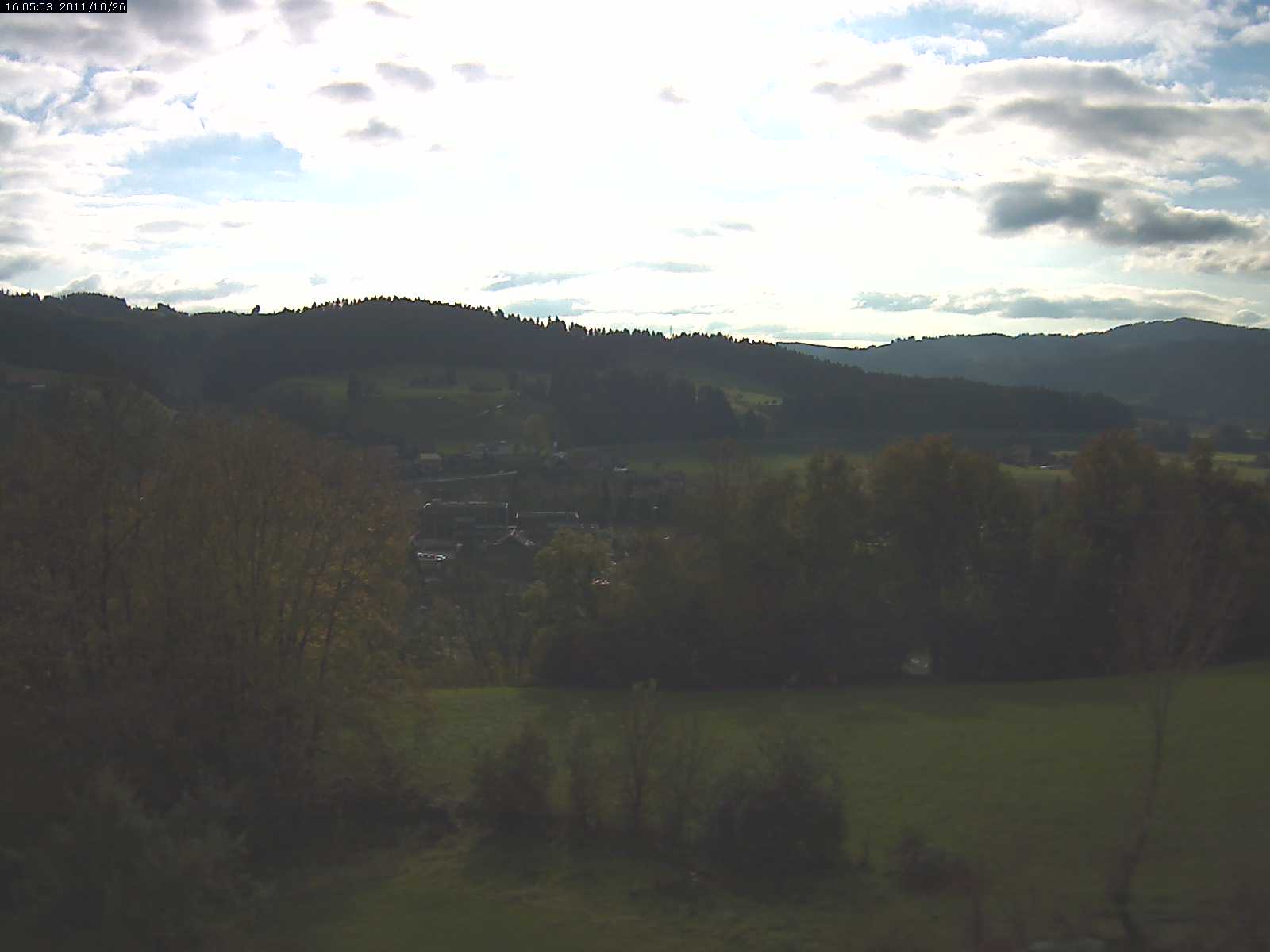 Webcam-Bild: Aussicht vom Dorfberg in Langnau 20111026-160600