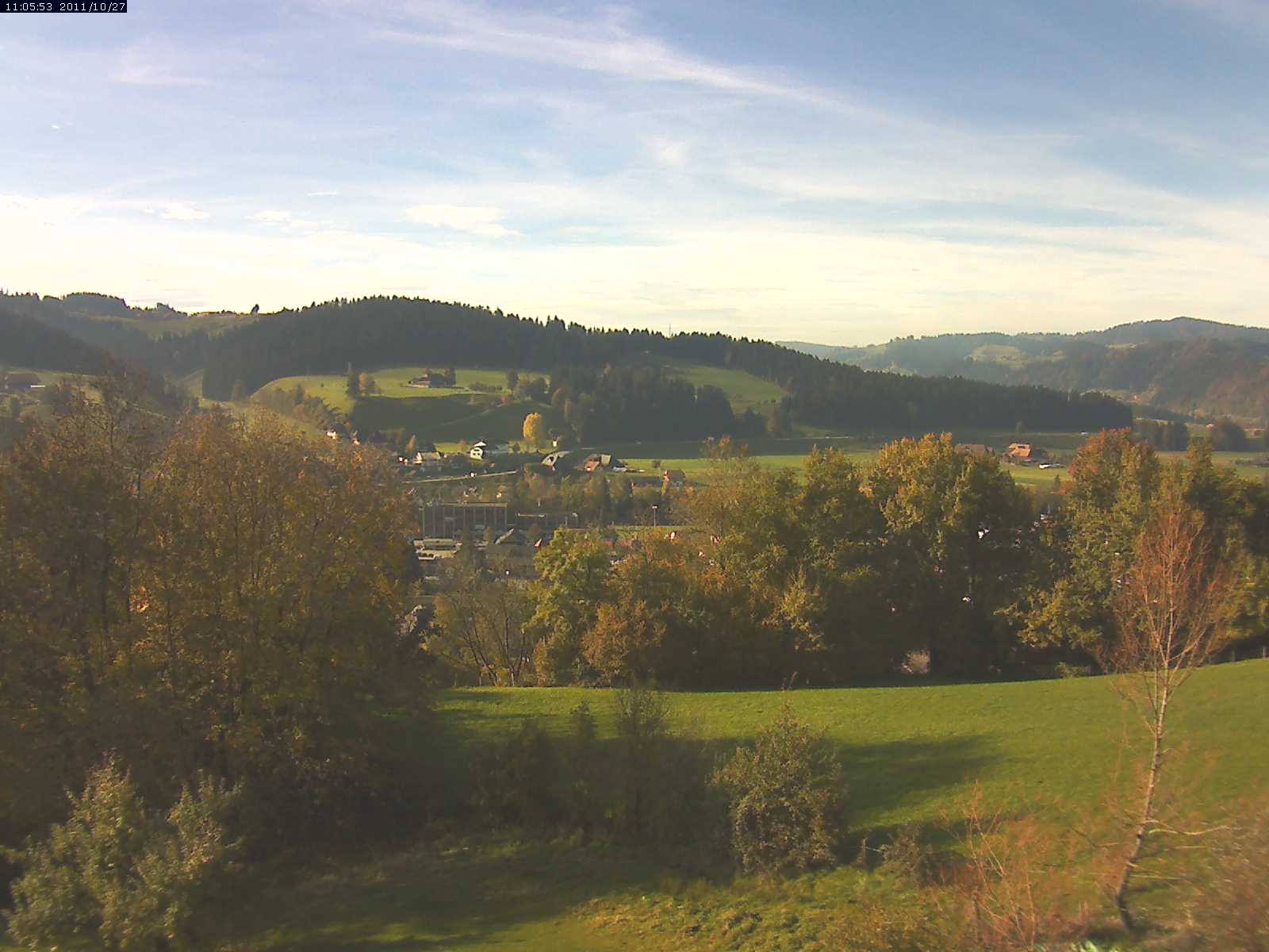 Webcam-Bild: Aussicht vom Dorfberg in Langnau 20111027-110600