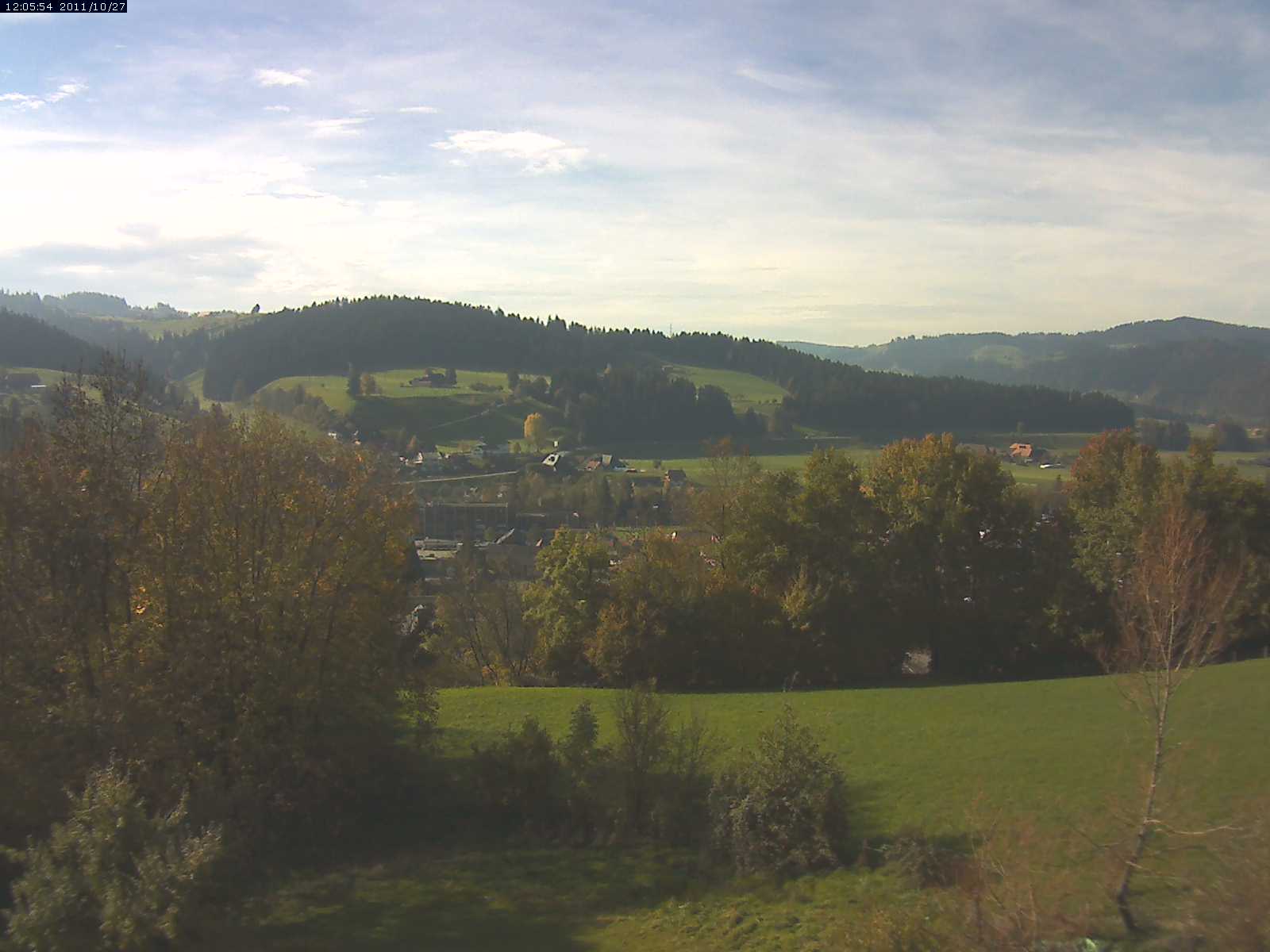 Webcam-Bild: Aussicht vom Dorfberg in Langnau 20111027-120600