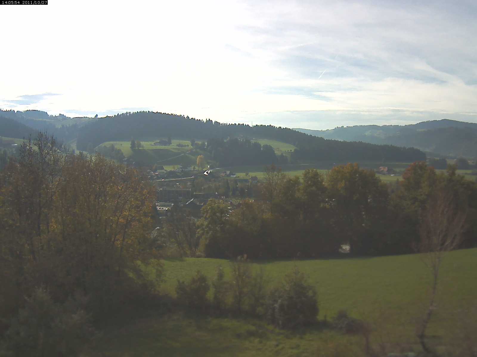 Webcam-Bild: Aussicht vom Dorfberg in Langnau 20111027-140600