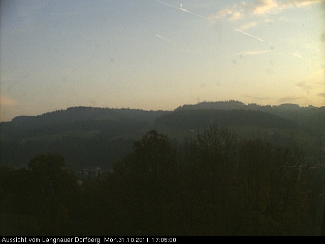 Webcam-Bild: Aussicht vom Dorfberg in Langnau 20111031-170500