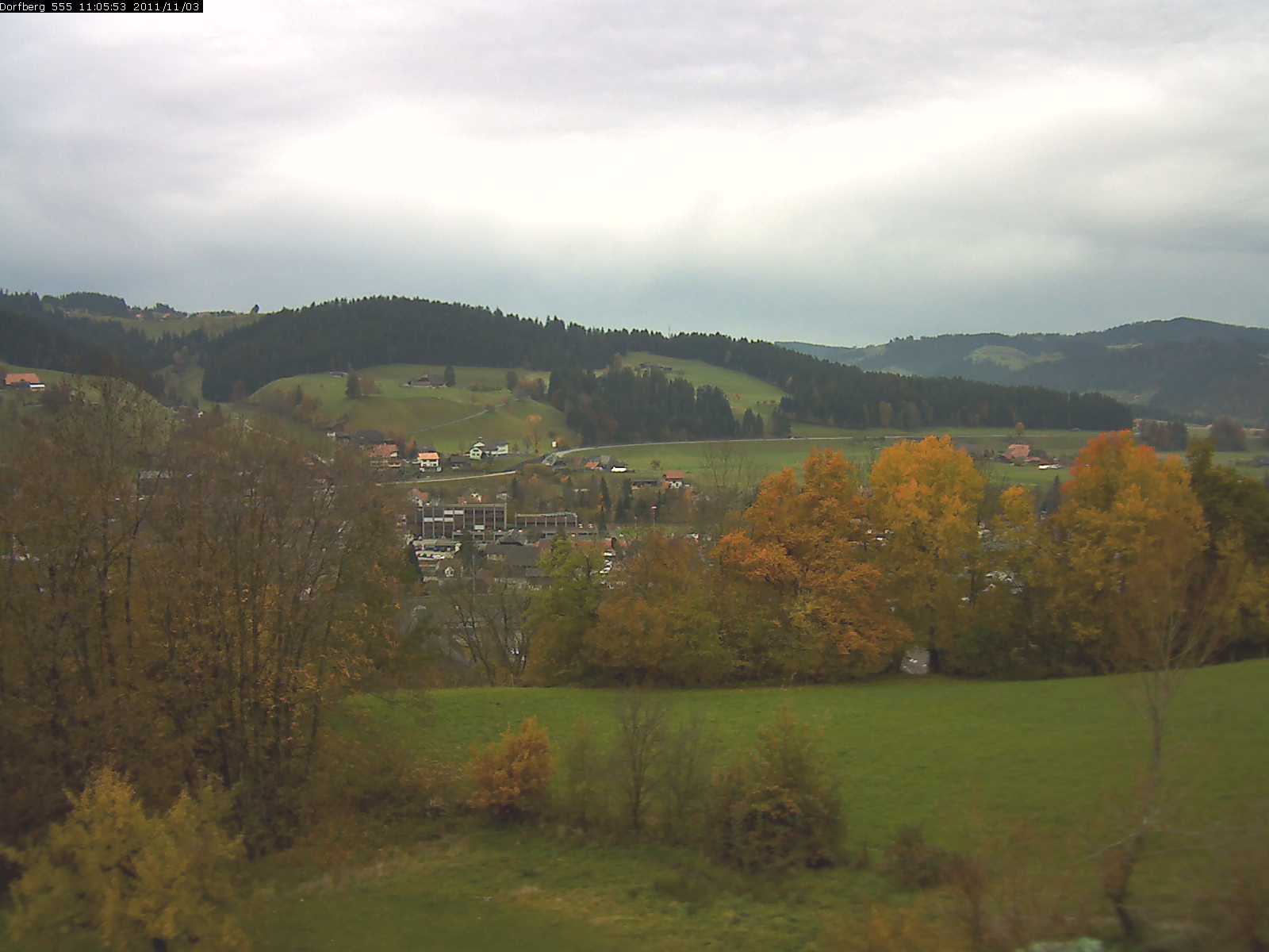 Webcam-Bild: Aussicht vom Dorfberg in Langnau 20111103-110600