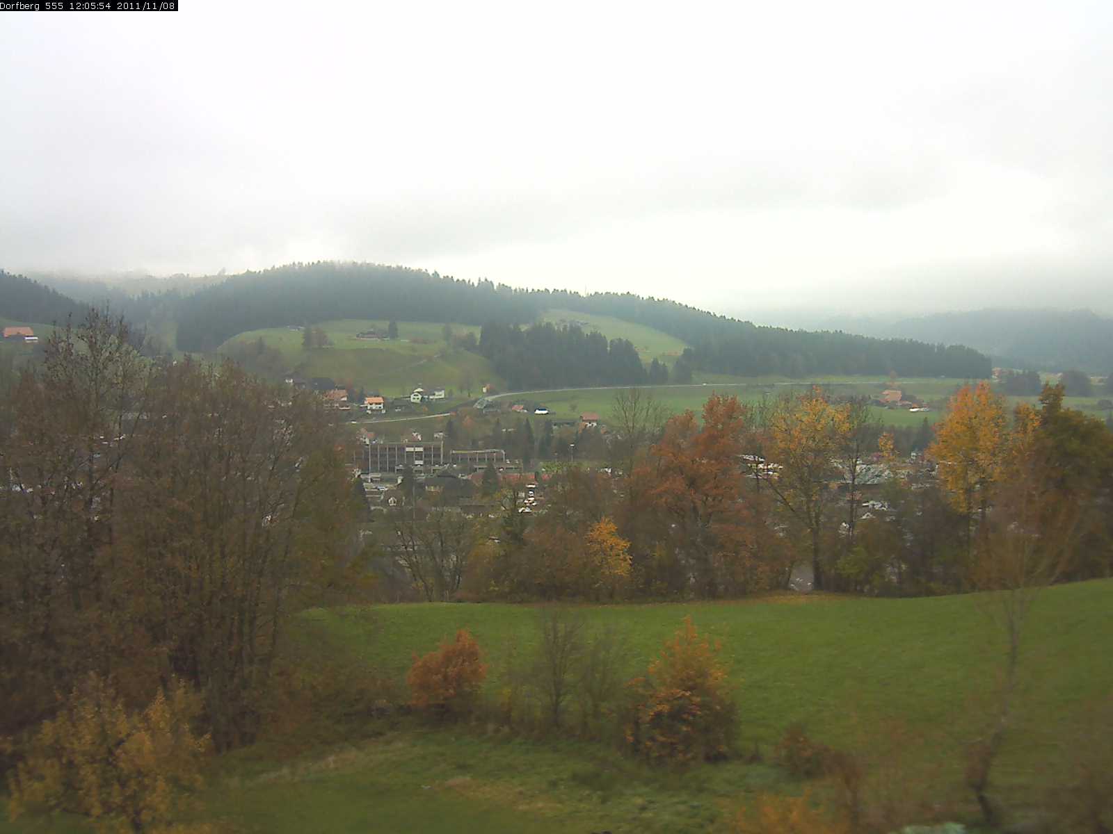 Webcam-Bild: Aussicht vom Dorfberg in Langnau 20111108-120600
