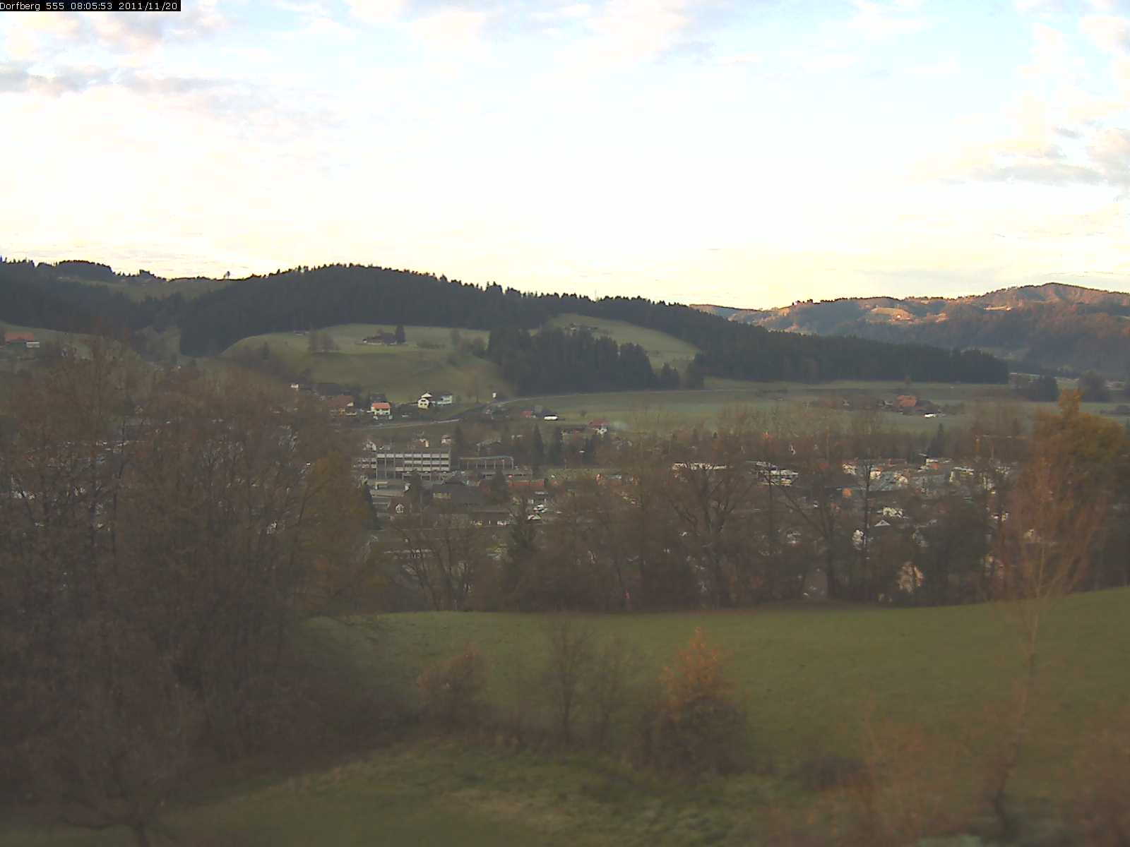 Webcam-Bild: Aussicht vom Dorfberg in Langnau 20111120-080600