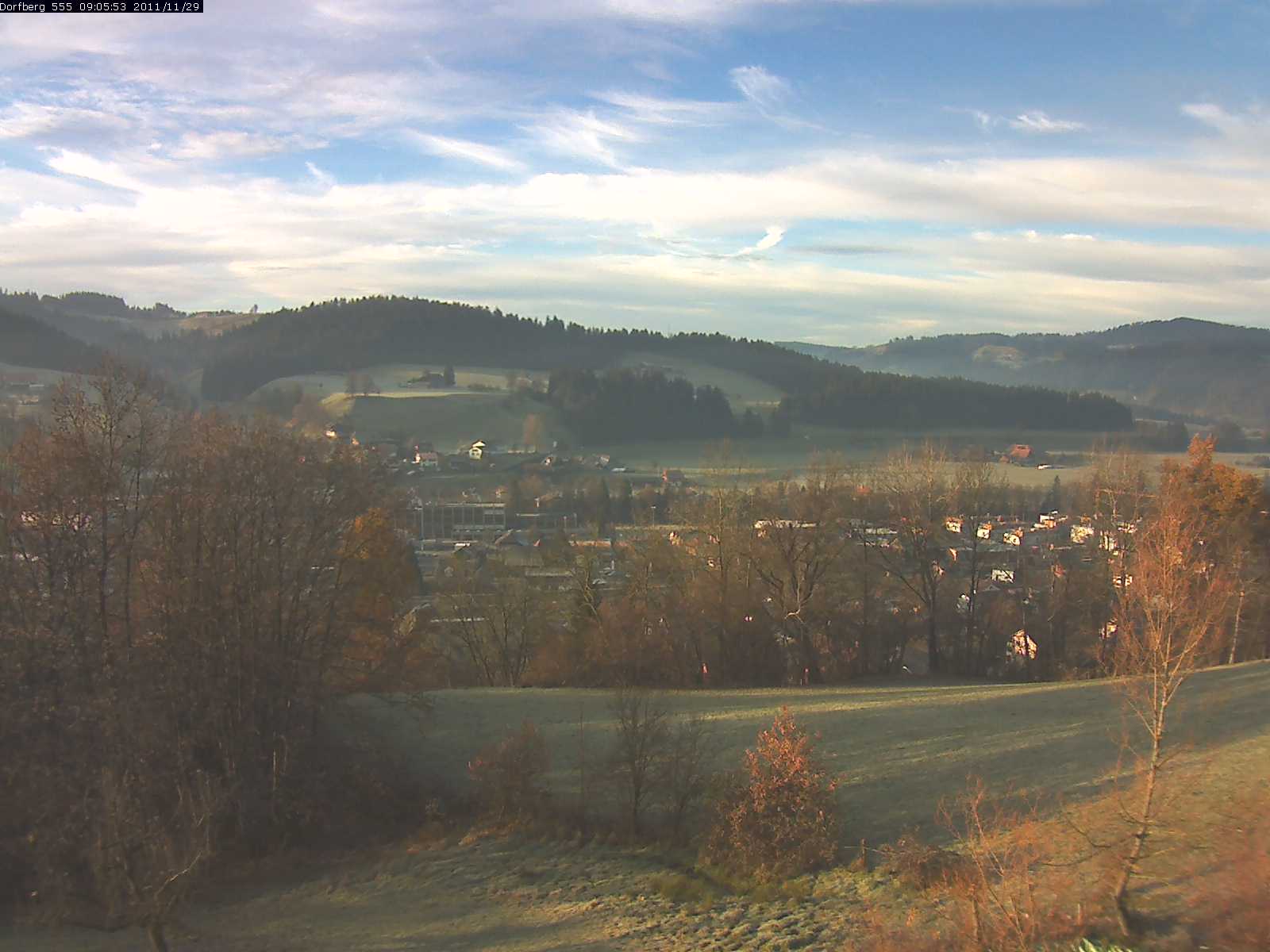 Webcam-Bild: Aussicht vom Dorfberg in Langnau 20111129-090600