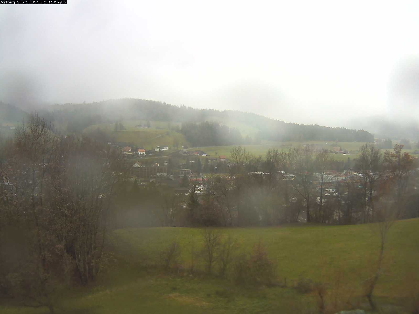 Webcam-Bild: Aussicht vom Dorfberg in Langnau 20111206-100600