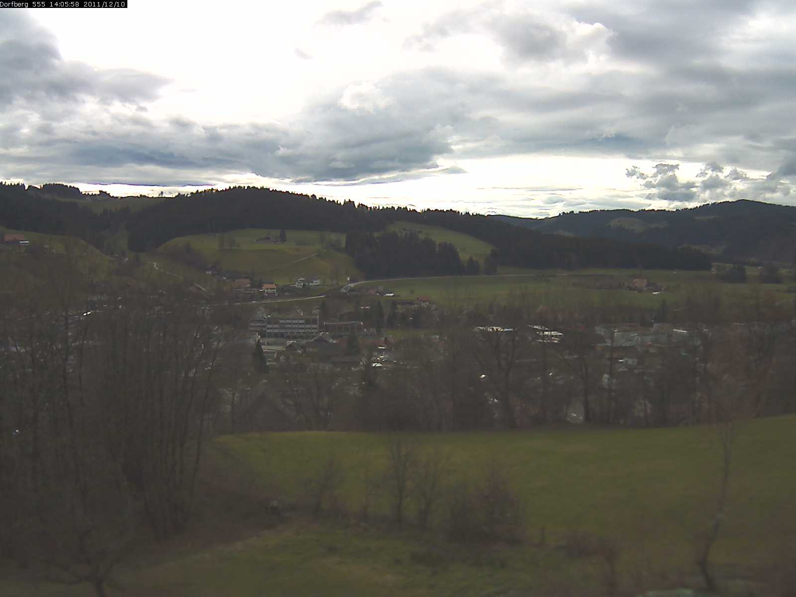 Webcam-Bild: Aussicht vom Dorfberg in Langnau 20111210-140600