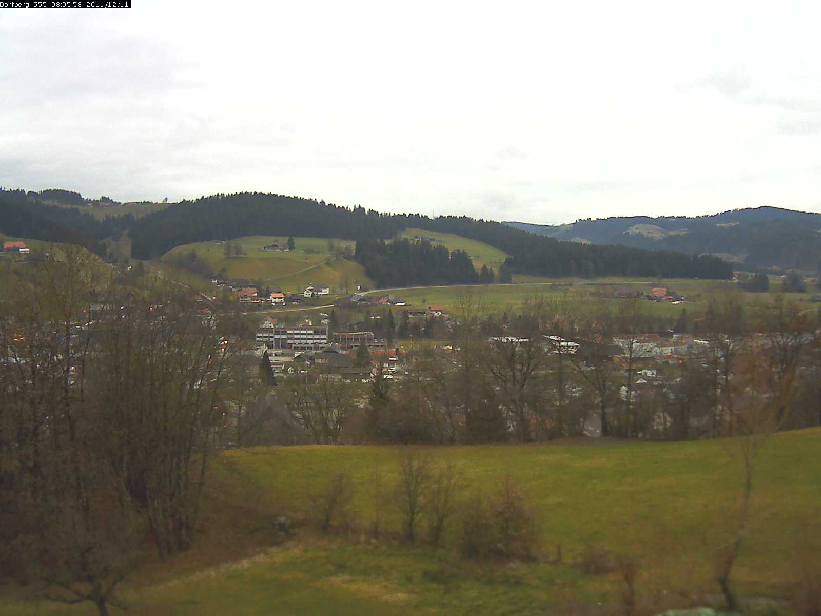 Webcam-Bild: Aussicht vom Dorfberg in Langnau 20111211-080600