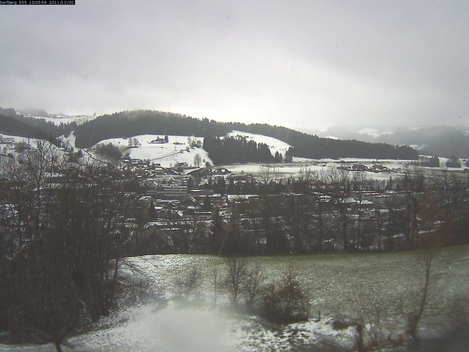 Webcam-Bild: Aussicht vom Dorfberg in Langnau 20111230-100600