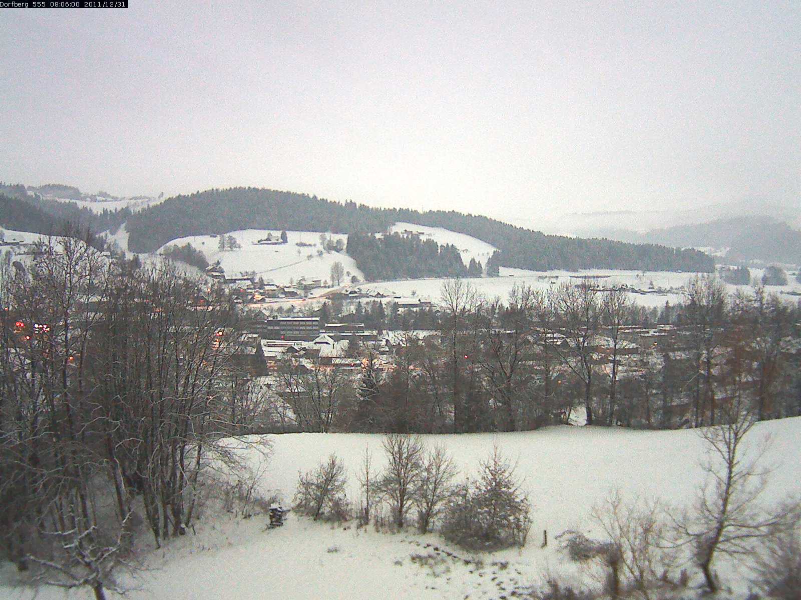 Webcam-Bild: Aussicht vom Dorfberg in Langnau 20111231-080600