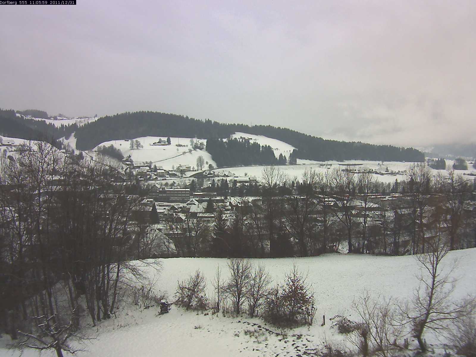 Webcam-Bild: Aussicht vom Dorfberg in Langnau 20111231-110600