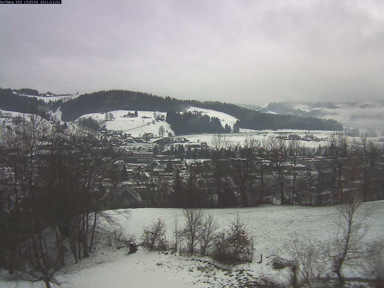 Webcam-Bild: Aussicht vom Dorfberg in Langnau 20111231-150600