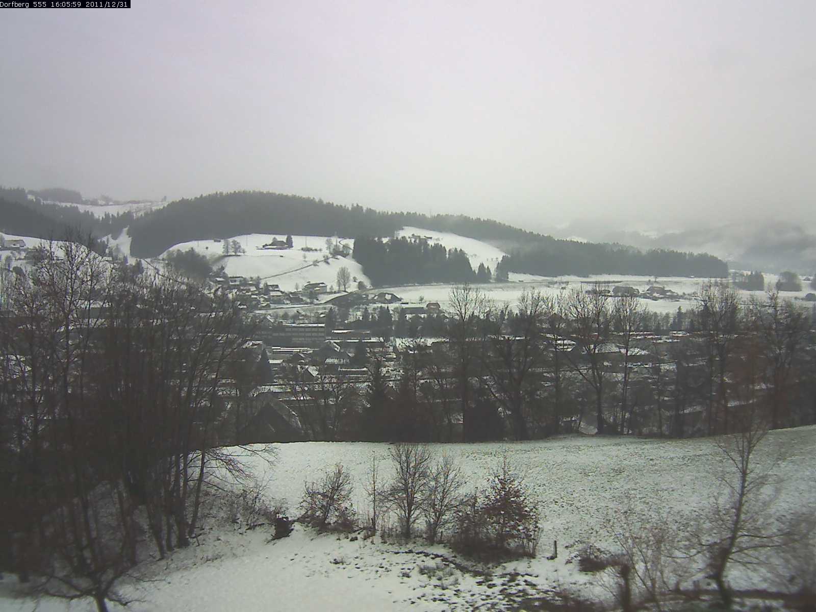 Webcam-Bild: Aussicht vom Dorfberg in Langnau 20111231-160600