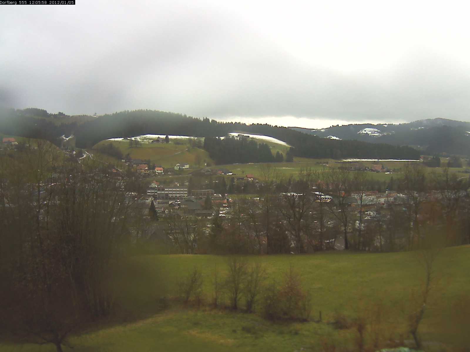 Webcam-Bild: Aussicht vom Dorfberg in Langnau 20120105-120600
