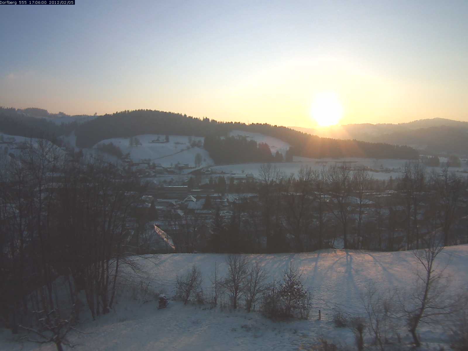 Webcam-Bild: Aussicht vom Dorfberg in Langnau 20120205-170600