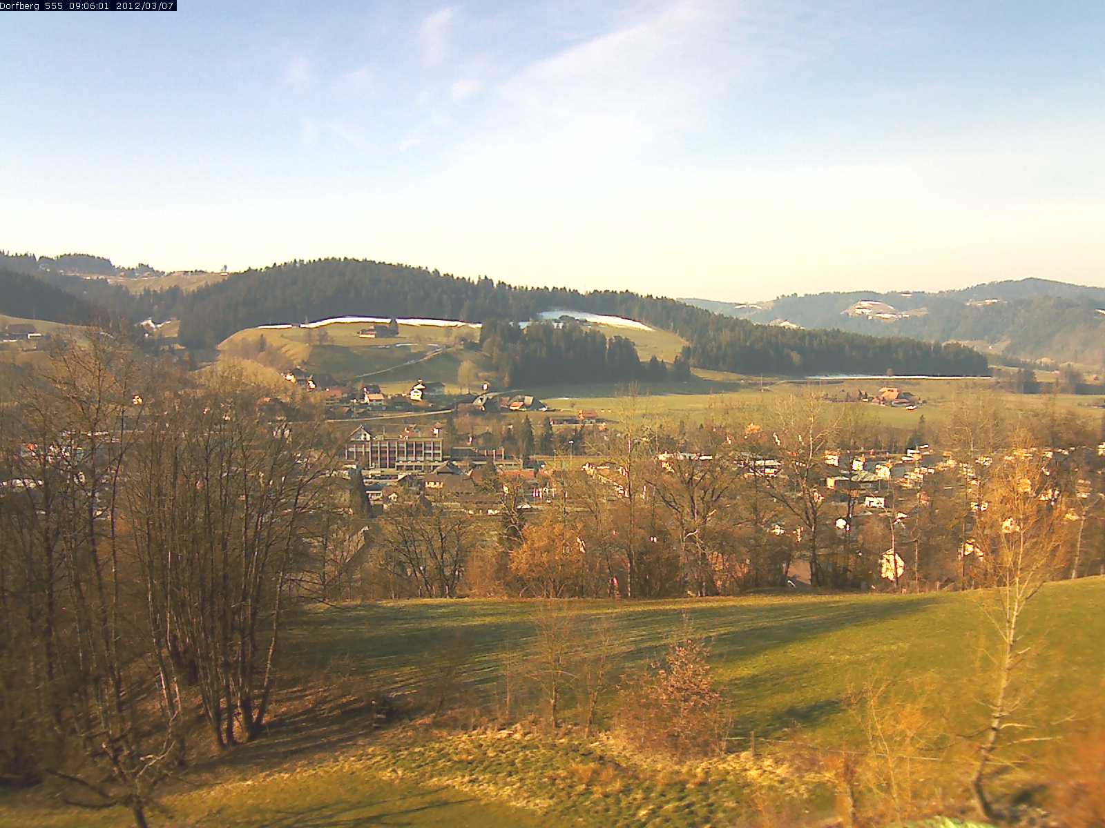 Webcam-Bild: Aussicht vom Dorfberg in Langnau 20120307-090600